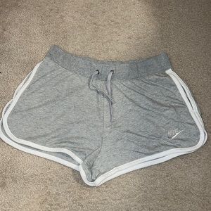 Gray fleece Nike shorts size medium